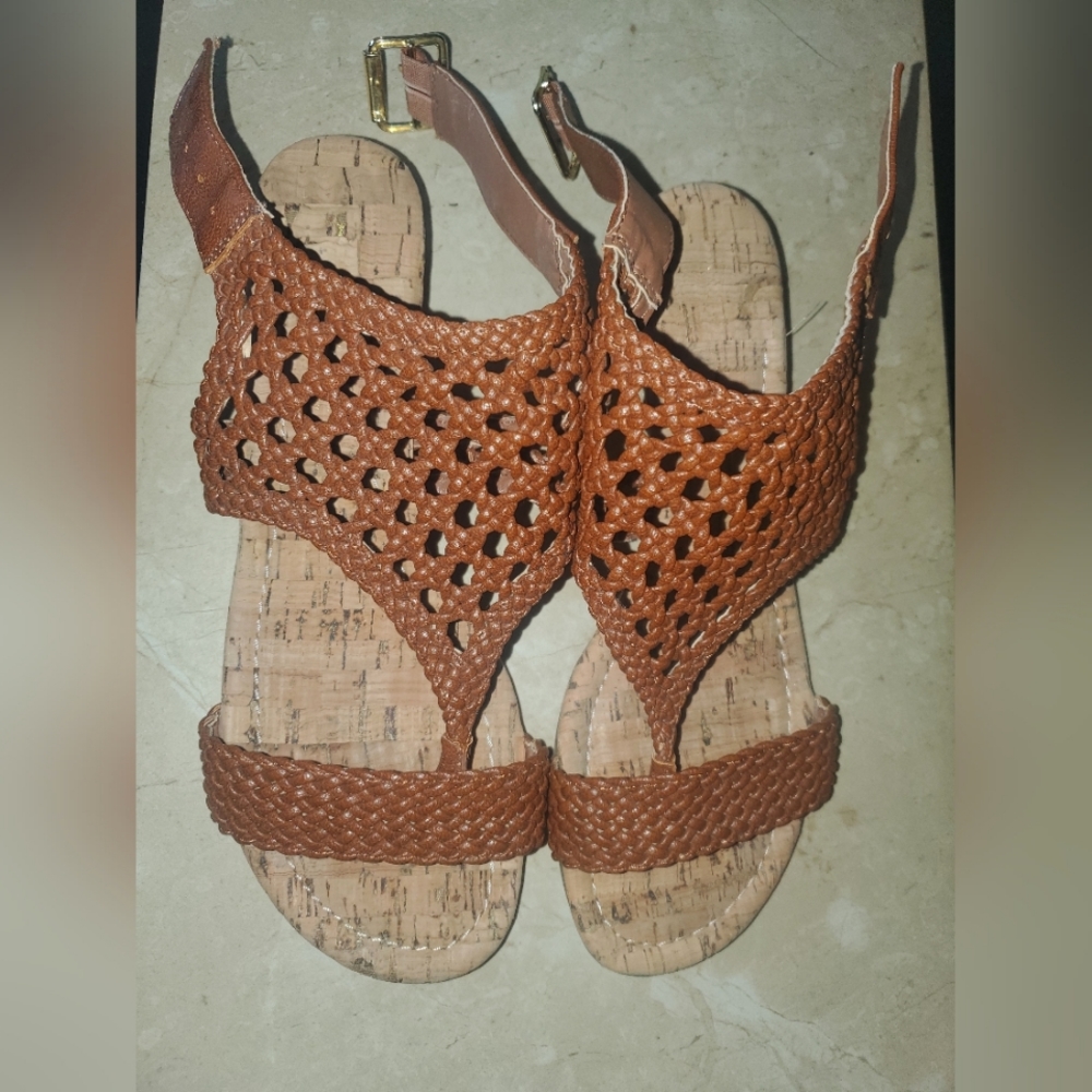 Women's size 9M sandals